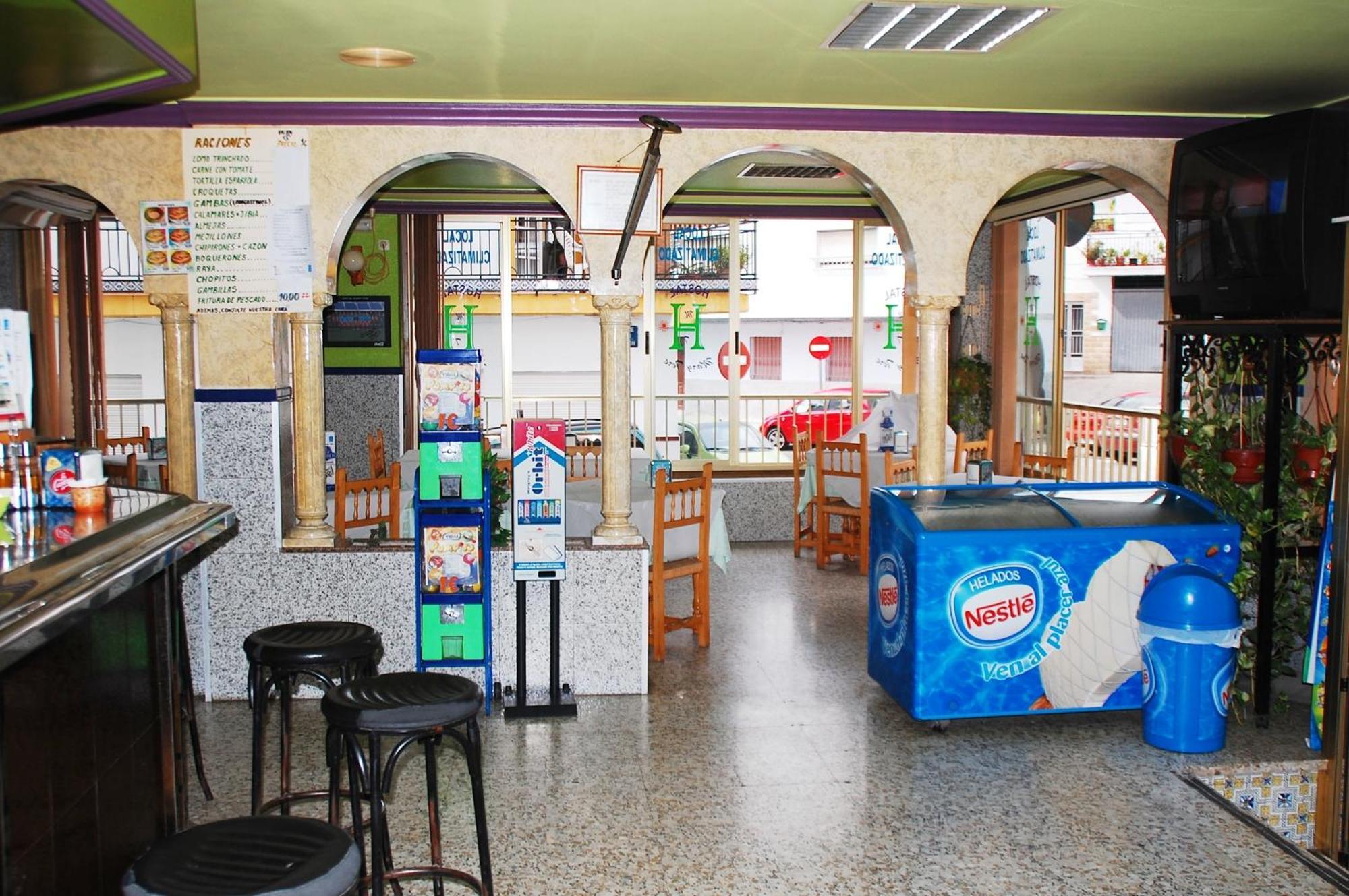 Hostal Mary Tere Salobreña Exterior foto