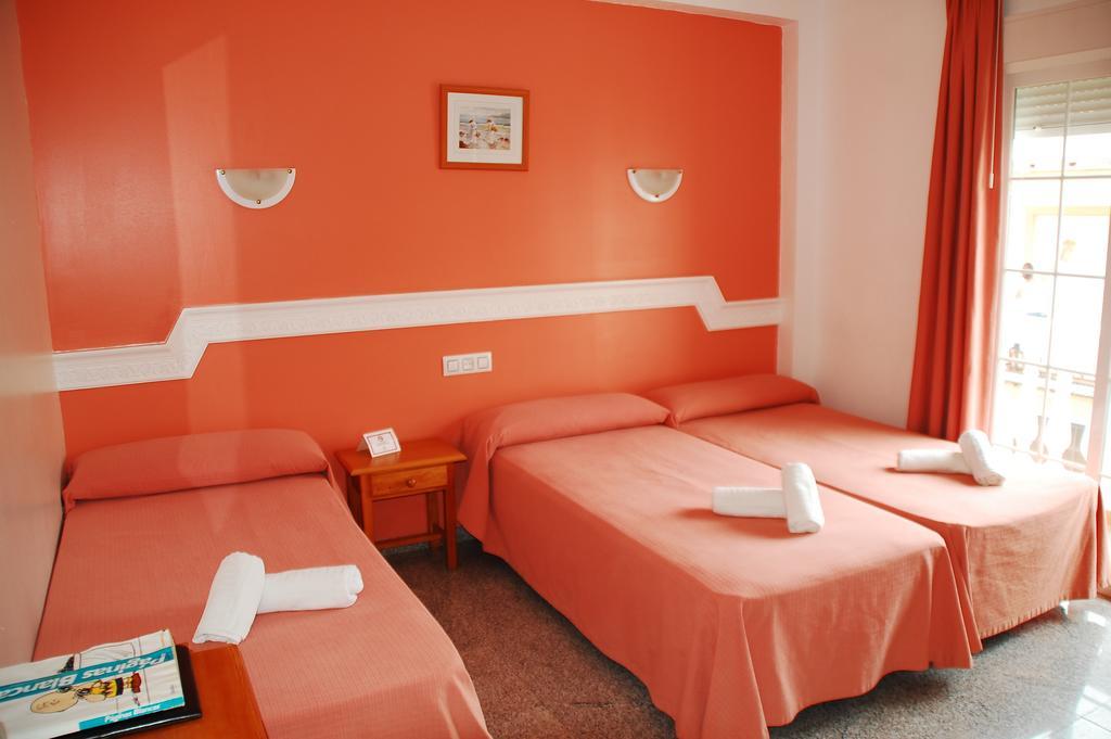 Hostal Mary Tere Salobreña Exterior foto