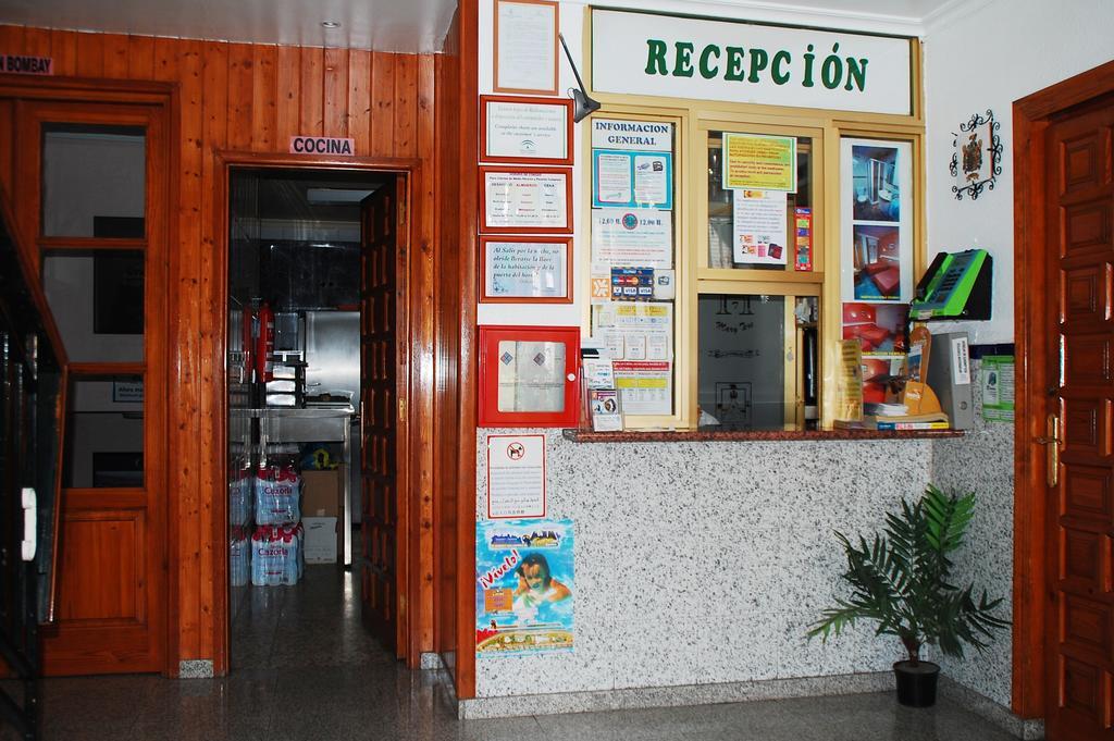 Hostal Mary Tere Salobreña Exterior foto